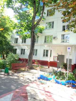 Севанская улица, 13