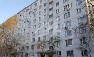 Днепропетровская улица, 39