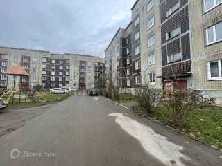 посёлок Кикерино, 11