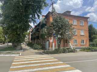 Красная улица, 11