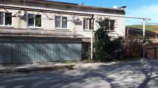 Первомайская улица, 2