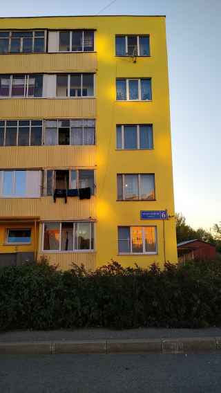 улица Микрорайон, 6