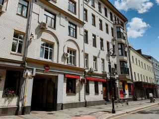 Малая Бронная улица, 4