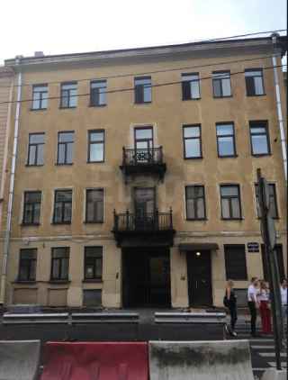 Миллионная улица, 9