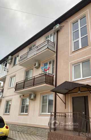 Западная улица, 23