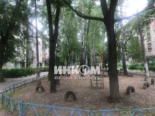 улица Беляева, 1