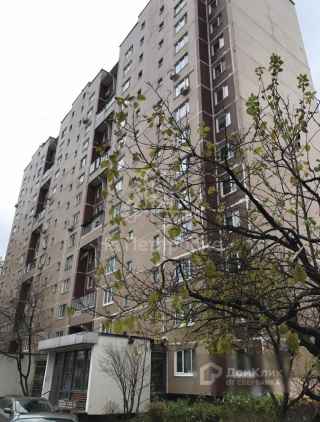 Пятницкое шоссе, 33