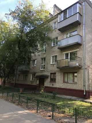 улица Ларцевы Поляны, 46