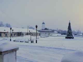 Петровская улица, 2