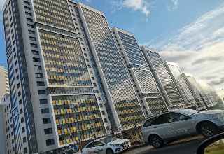 Среднерогатская улица, 13к1с1