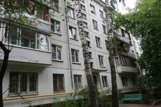 Ереванская улица, 33