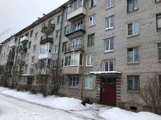 Юбилейная улица, 2