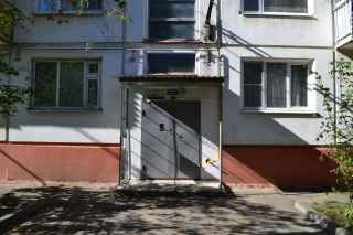 Азовская улица, 18