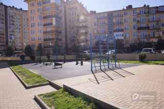 Петрозаводская улица, 18